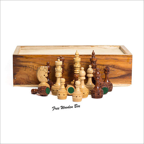 Hand Crafted Carving Chess Pieces with Chess Wooden Box