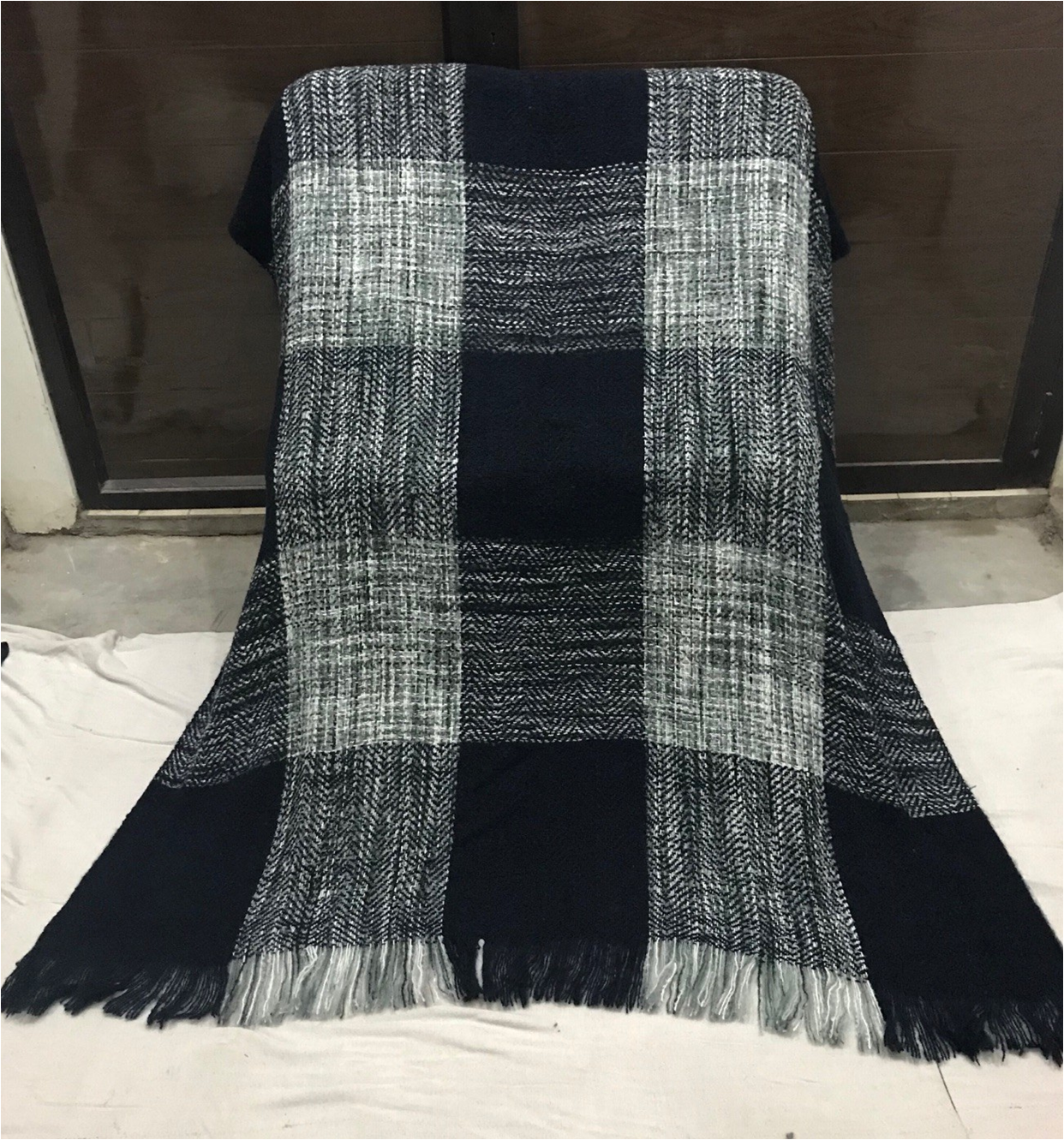 Acrylic Knitted Throw