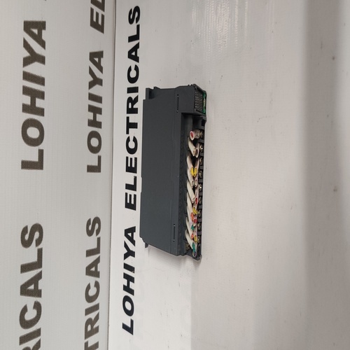 MITSUBISHI QY10 DIGITAL OUTPUT MODULE