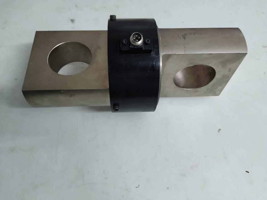 LOAD CELL