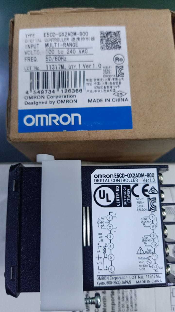 OMRON E5CD-QX2ADM-800