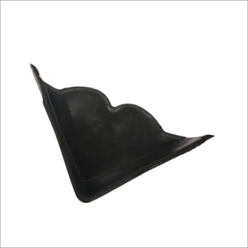 Triangle Shape Black Plastic Corner