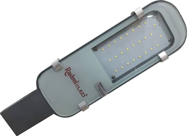 Rashmi Street Light ( 2x15 w Wh Sq With Glass )