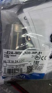 OMRON E2A-M30LN30-WP-B1