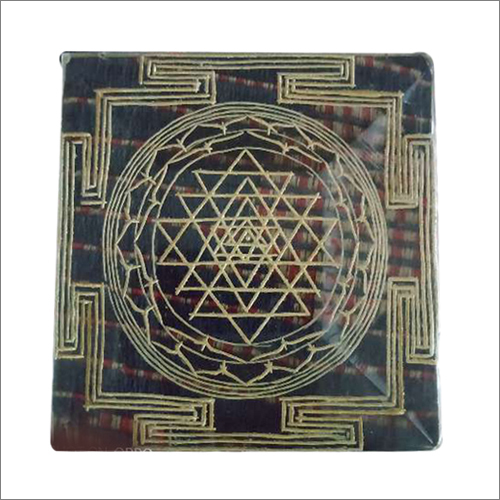3D Shree Yantra Clear Crystal Quartz Stone Size: 3 Inch