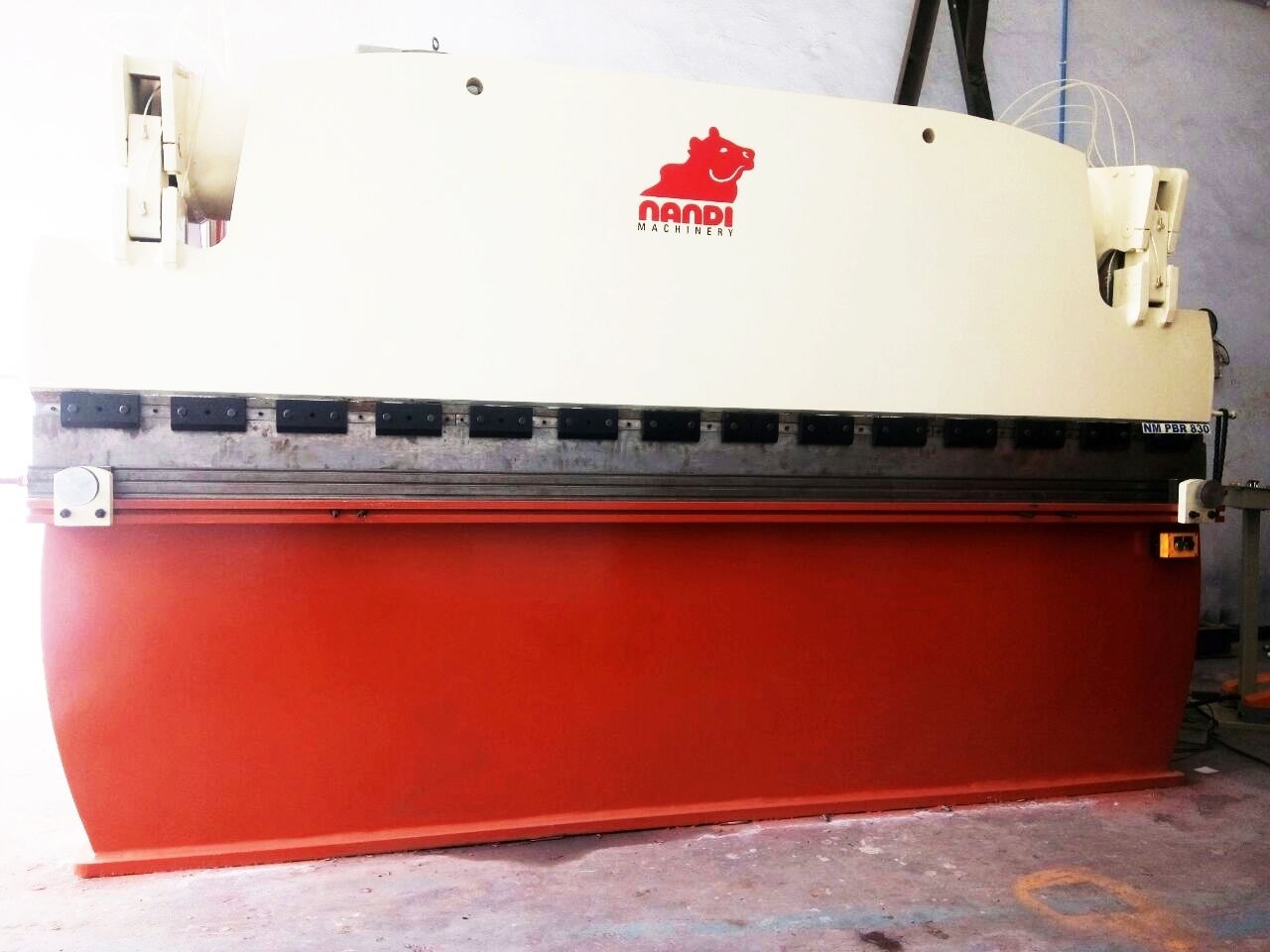 Hydraulic Sheet Bending Machine