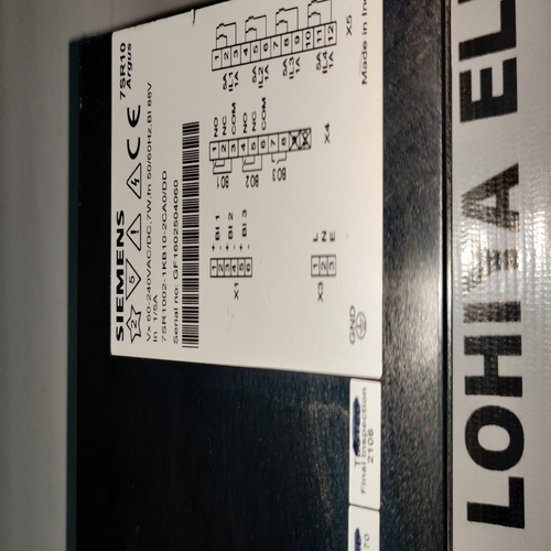 SIEMENS 7SR1002-1KB10-2CA0/ZDD REYROLLE RELAY