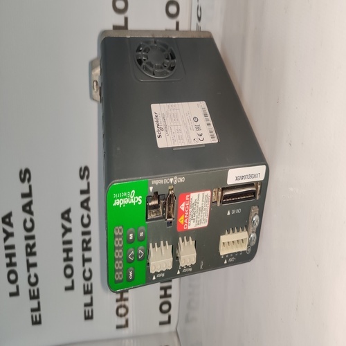 SCHNEIDER ELECTRIC LXM26DU04M3X SERVO MOTOR