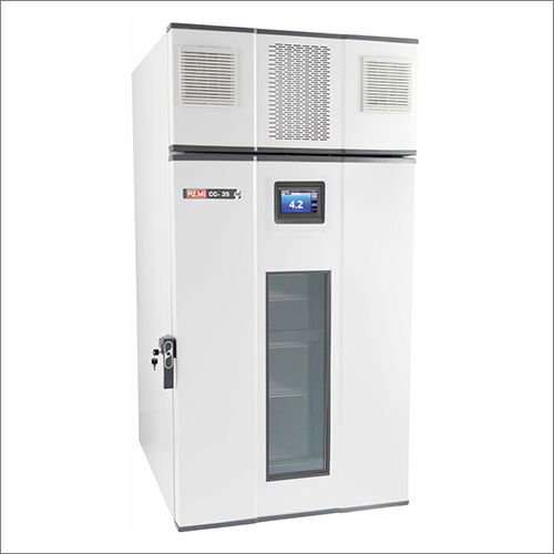 CC-35 Plus TFT Cold Cabinets