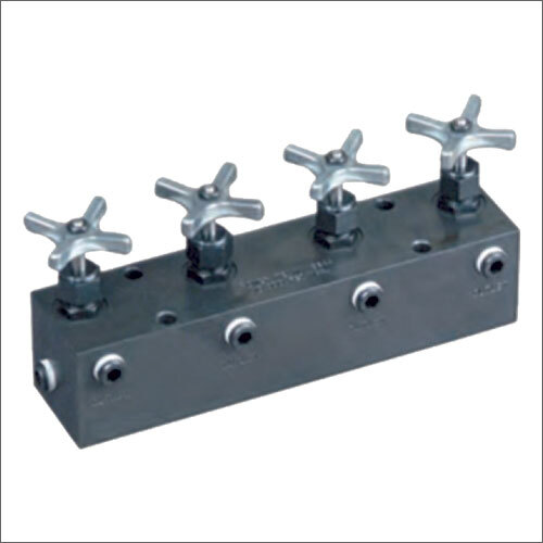 Aeroboom Remote and Pump Mounted Manifolds
