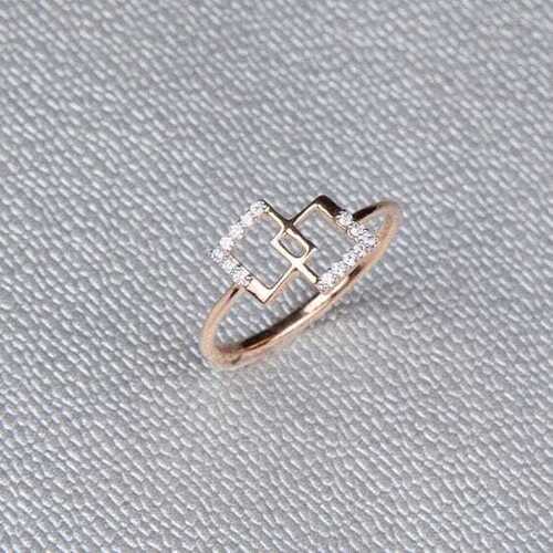 Womens Daily Wear Real Diamond Designer Ring