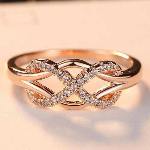 Party Twisted Diamond Ladies Ring