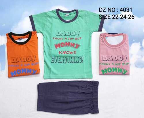 Printed t-shirt and shorts pair for kids