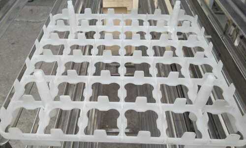 Eggs hatching tray