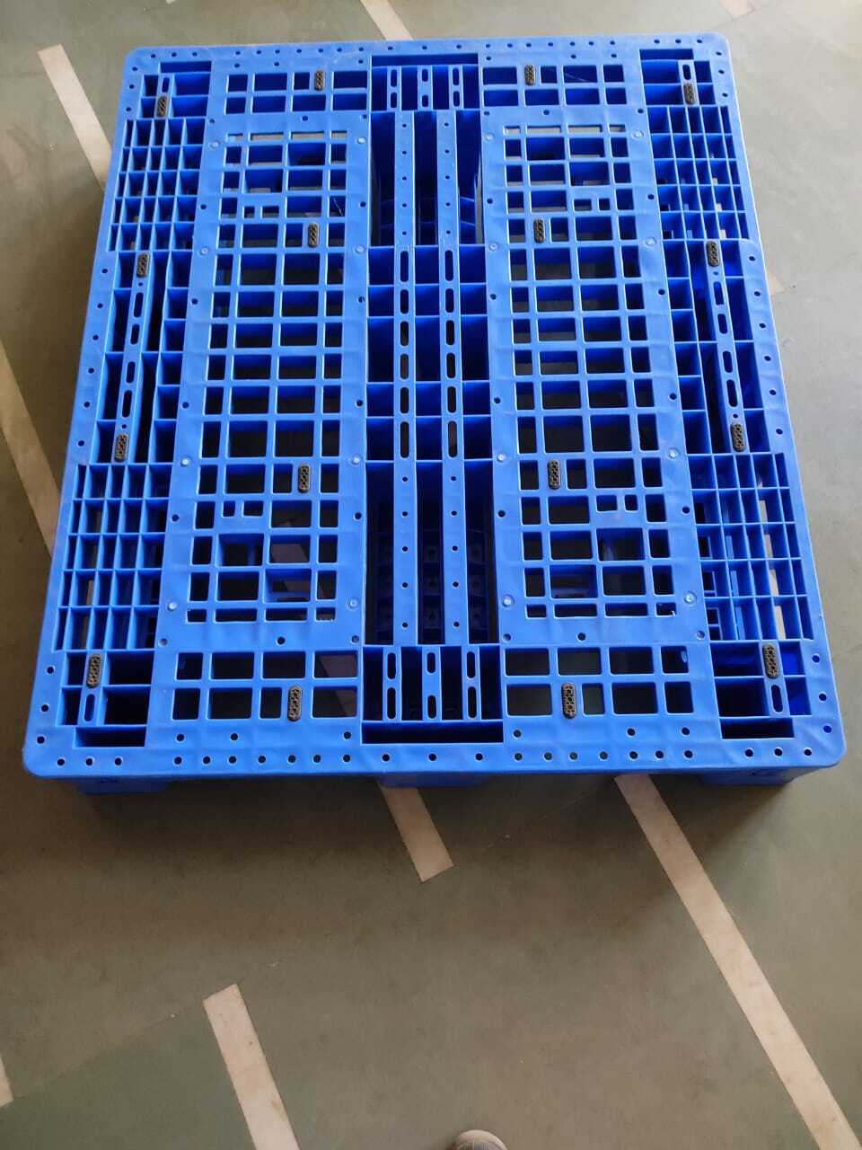 Plastic Shipping Pallets