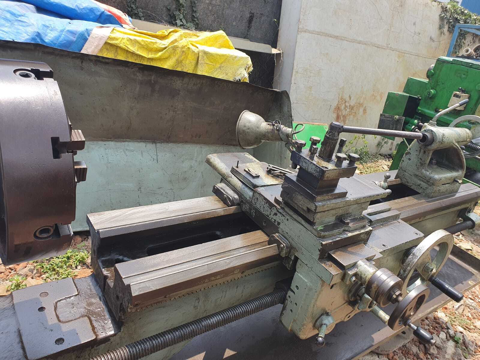 USED 9 Feet LATHE MACHINE