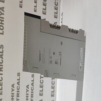 SCHNEIDER ELECTRIC 140AVO02000 ANALOG OUT MODULE