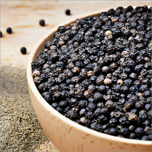 Dried Raw Black Pepper