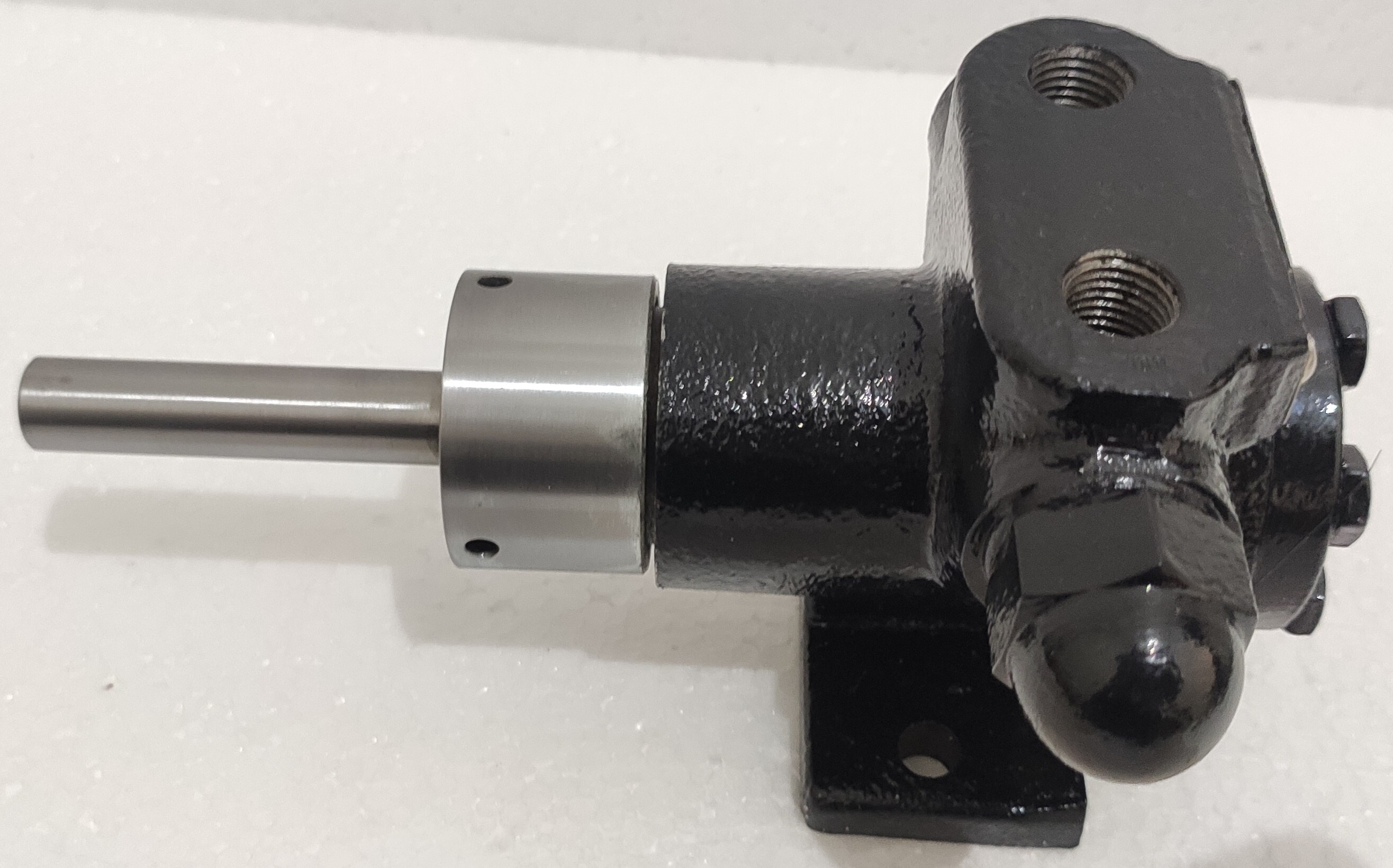 New Viking Pump C432 Cast Iron Gear Pump 250 PSI