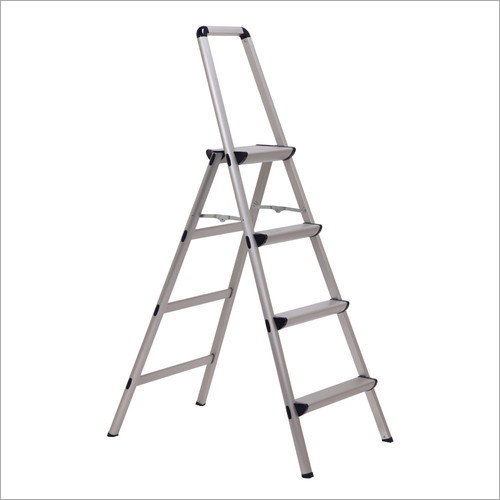 Climbing Aluminium Ladders