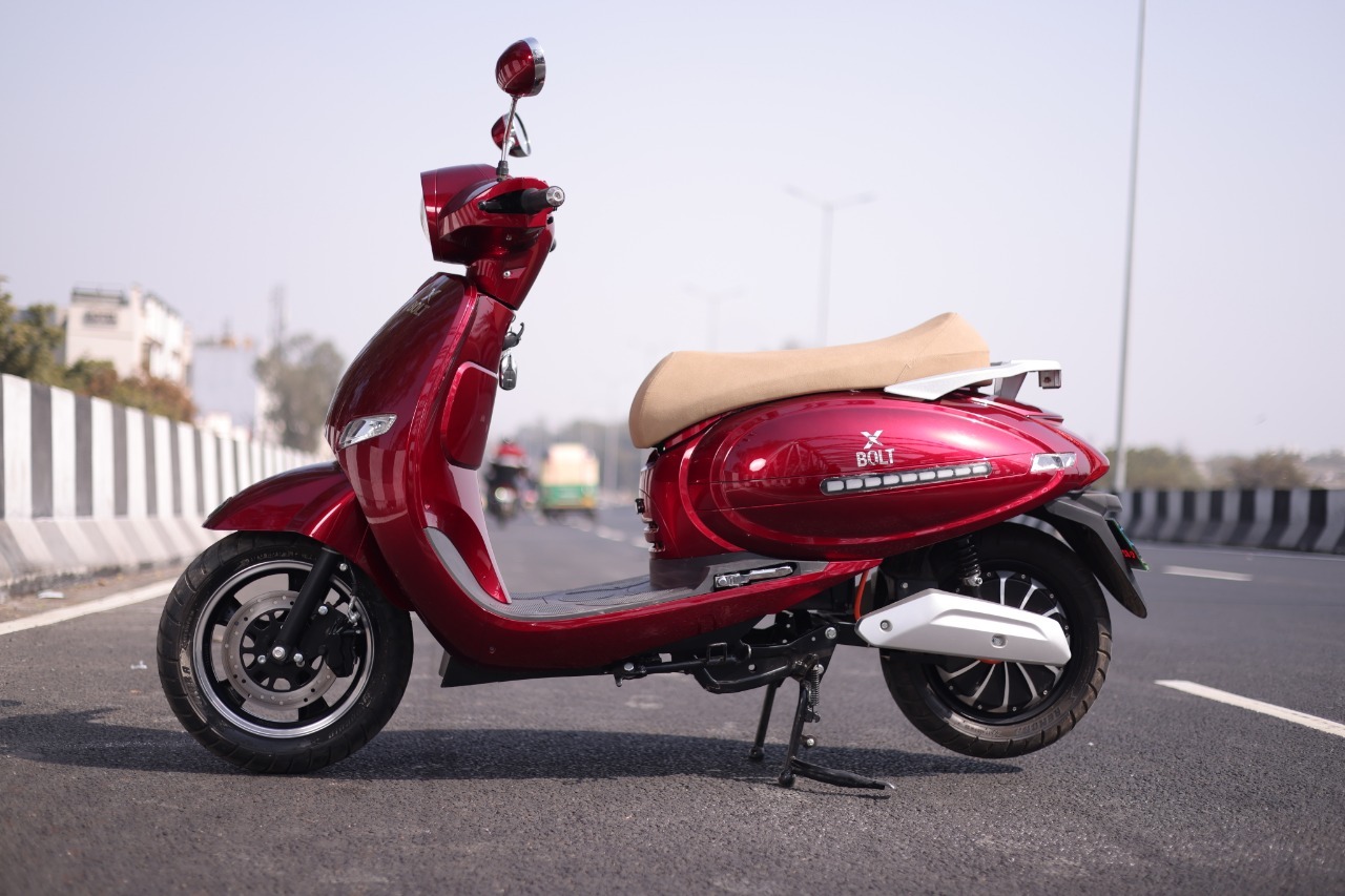 X BOLT E-Scooter