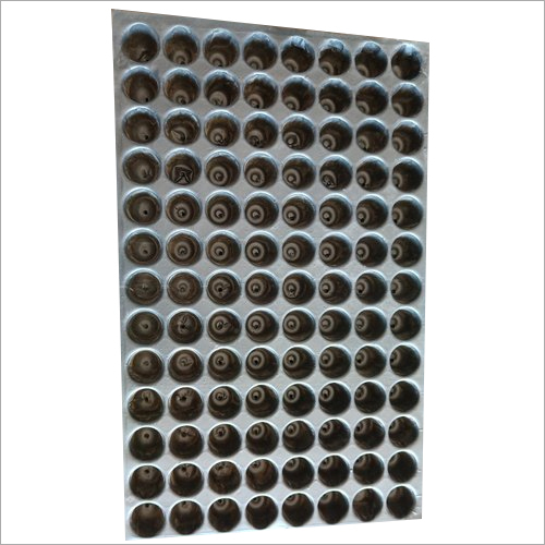 104 Cavity Plastic Seedling Tray