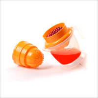 Manual Plastic Juicer - Food-grade Polystyrene, 500 Milliliter Capacity, Vibrant Orange, Easy Manual Operation For Juicing Fruits And Vegetables