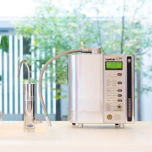 LeveLUK SD501 Platinum Water ionizer Machine