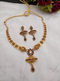 Gold Antique Necklace Set Heavy Short Gold Necklace