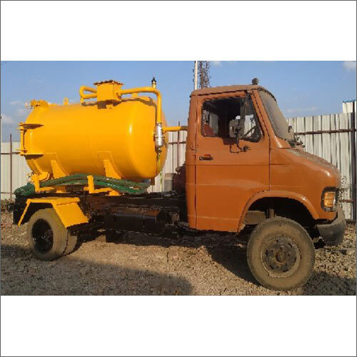 Industrial Chassis Mounted Sewer Suction Machine