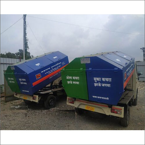 4 Wheeler Garbage Truck