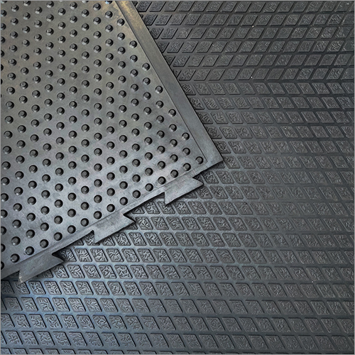 Diamond Button Interlock Rubber Cow Mat
