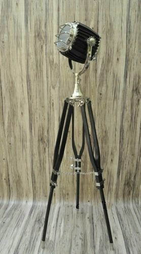 Tripod Spotlight Application: Home Decor