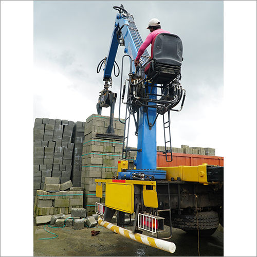 Bricks Loading Crane