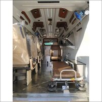 Force Traveller 3350 Ambulance