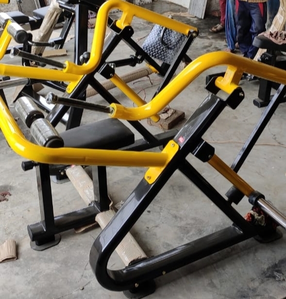 Triceps Hammer Machine