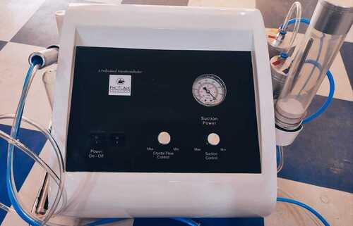 White Microdermabrasion Machine