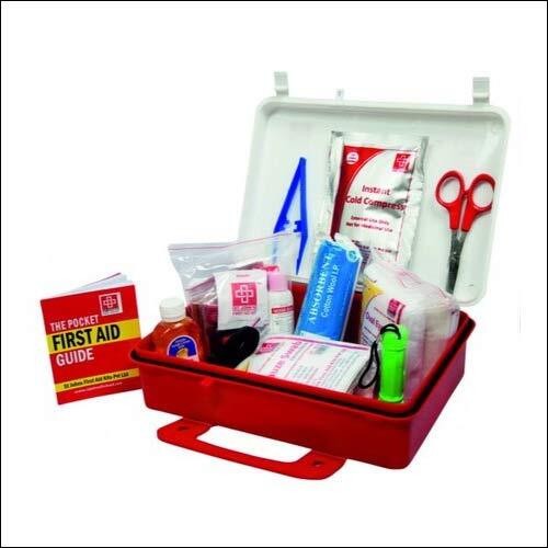 Sjf P4 Workplace First Aid Kit Medium - St Johns First Aid - Plastic Box Wall Mounted