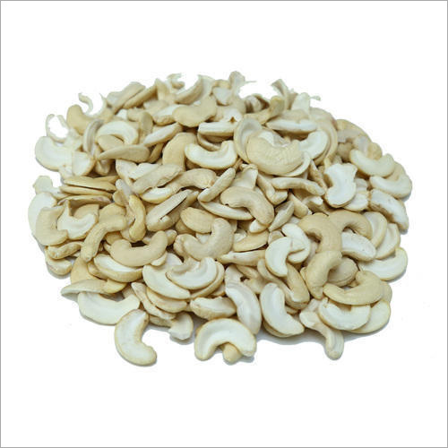 W320 Split Cashew Nuts