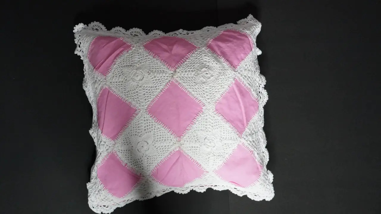 Hand made Linen lace cushion cover in 3 different variants of Size