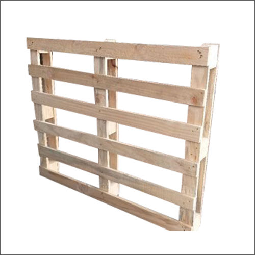 Industrial Pinewood Pallets - Material: Wood