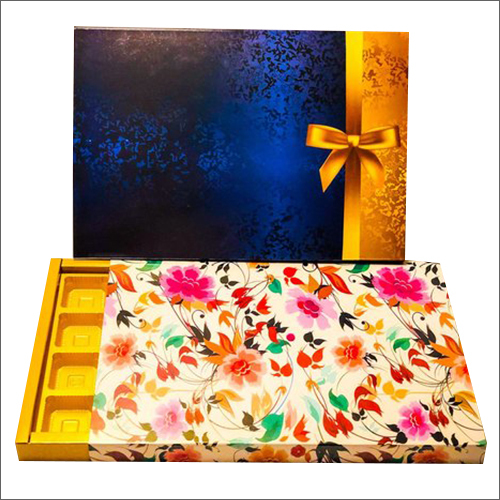 24 Cavities Chocolate Box - Size 12'' x 8.5'' x 1'', Printed Design in Golden Color | Capacity 1-5 Kg, Ideal for Gifts & Crafts