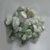 Industrial Fluorspar Lump - Solid, 30 Mm - 80 Mm Packaging Size, Different Shapes Available | Industrial Application