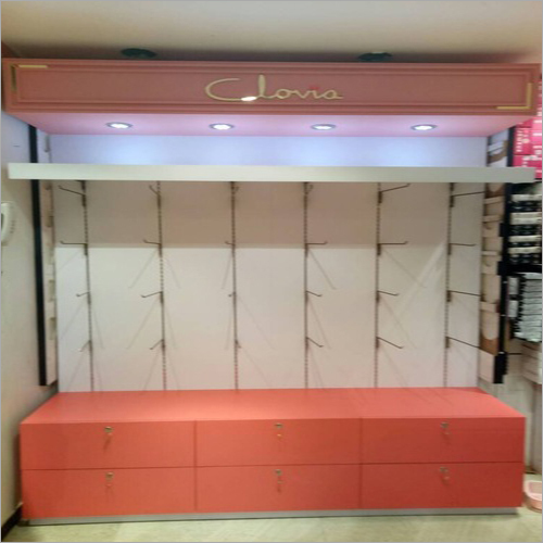 Polished Glass Store Fixtures