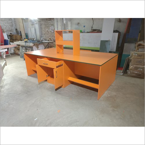 Laboratory Table