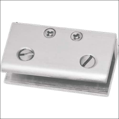 SS Glass Square Bracket