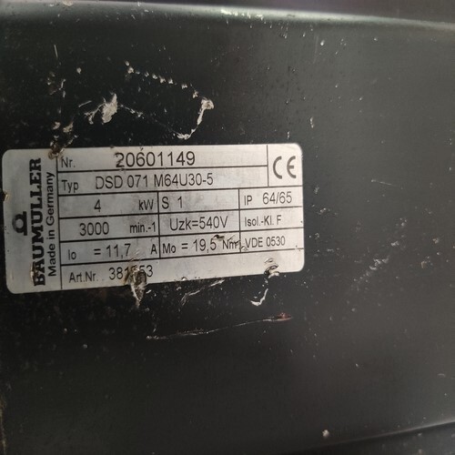 BAUMULLER DSD 071 M64U30-5 AC SERVO MOTOR