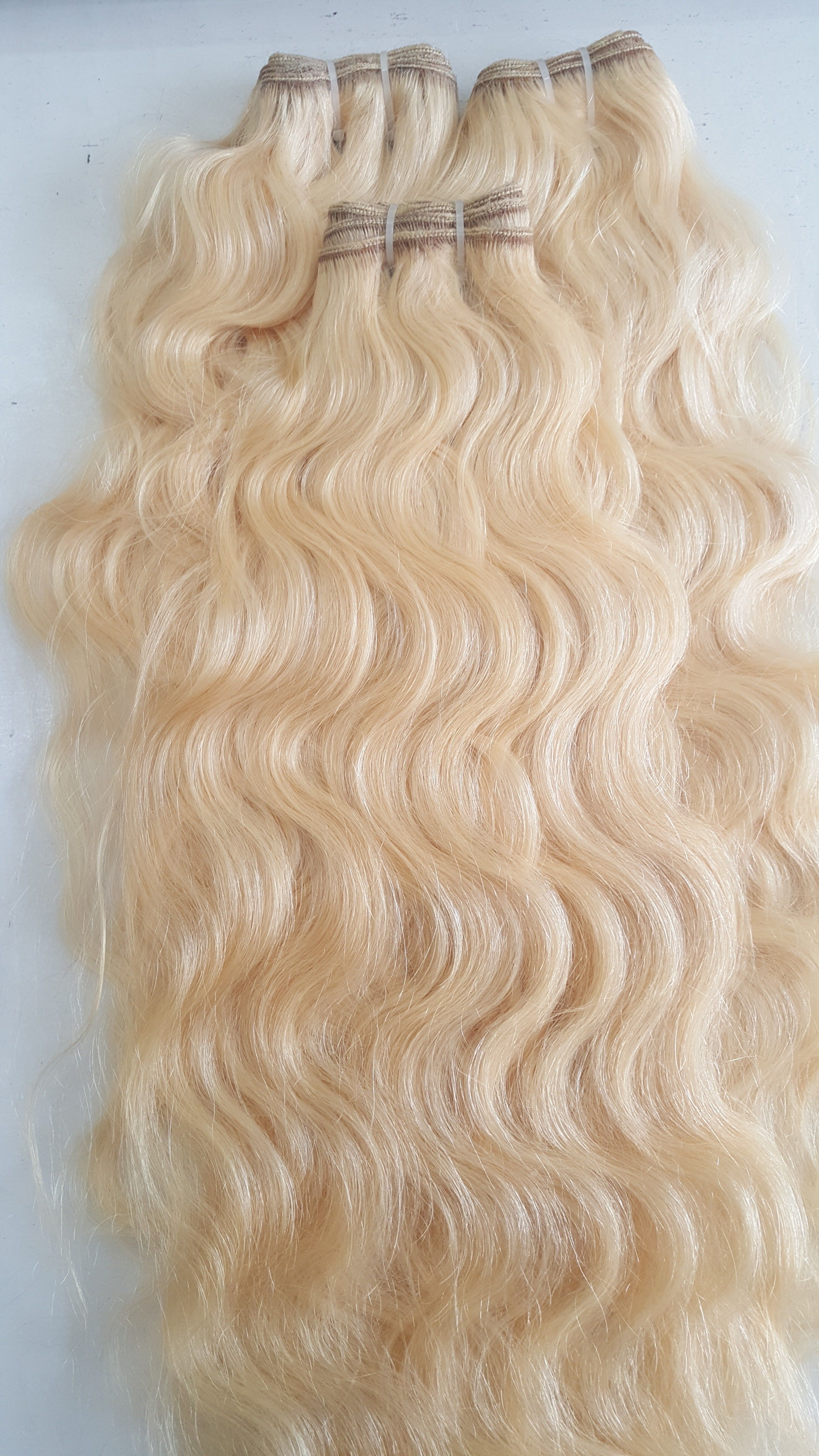 Blonde Wavy 613 Colour Cuticles Aligned Human Hair