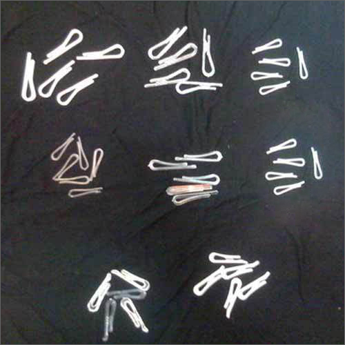 Garment and Shirt Plastic Clips - High-Quality Plastic, Various Sizes Available, White & Transparent Colors | Efficient & Safe Garment Packaging