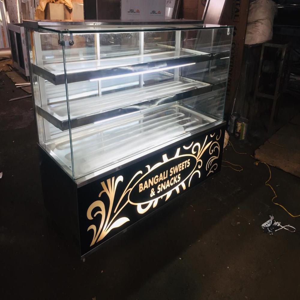 SWEET DISPLAY COUNTER - Silver 60x27x52 Inch -20 to 8Â°C Automatic Defrost Operation 90 kg Weight 1 Year Warranty